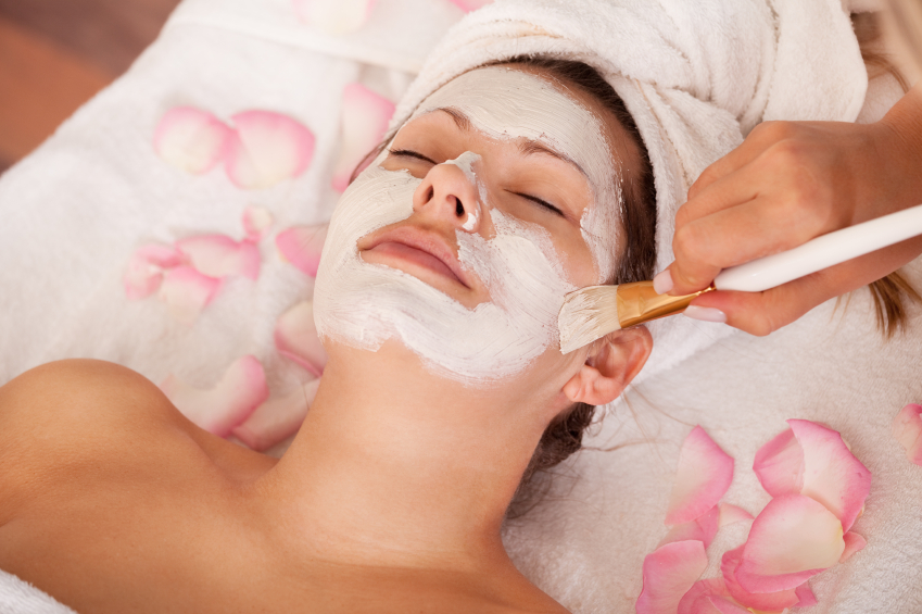 530e1-facial-service-at-home-1.jpg